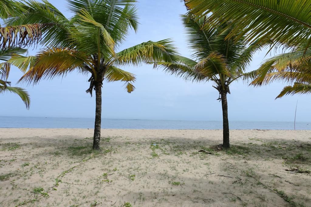 Marari Beach Paradise 马拉利库兰 外观 照片
